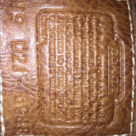 Coach - Picture 3 of 3